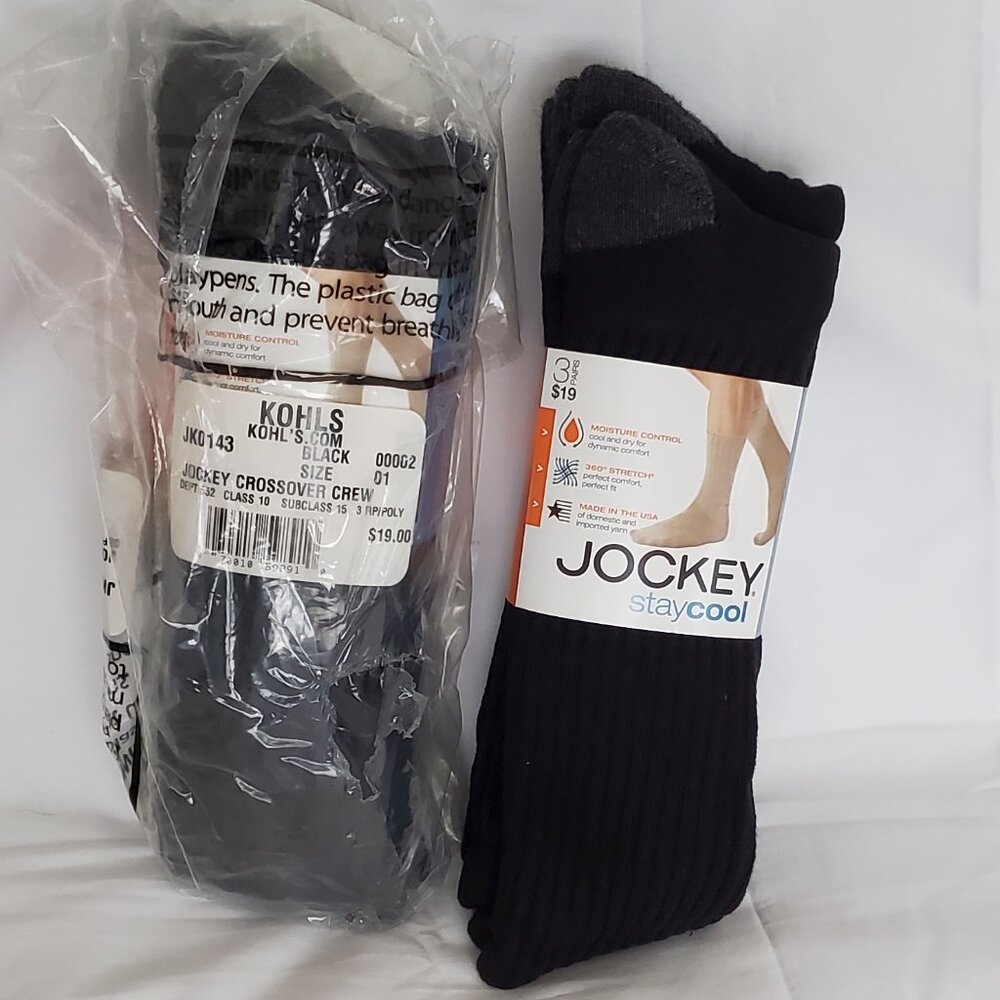 NWT-  BUNDLE of 2 packages of Men's Jockey STAY COOL Socks -Black